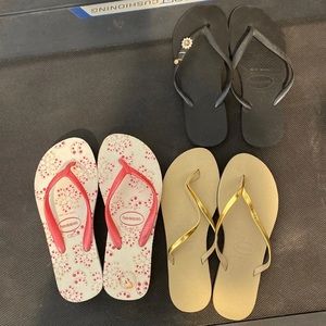 3 pair of Havaianas